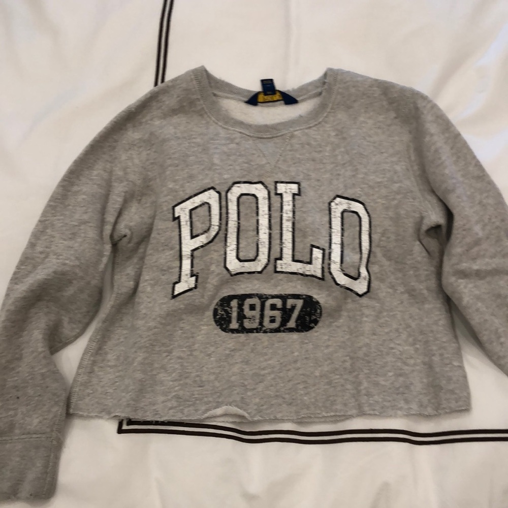 Ralph Lauren cropped sweatshirt grey cute with logo size 8/10 never worn
